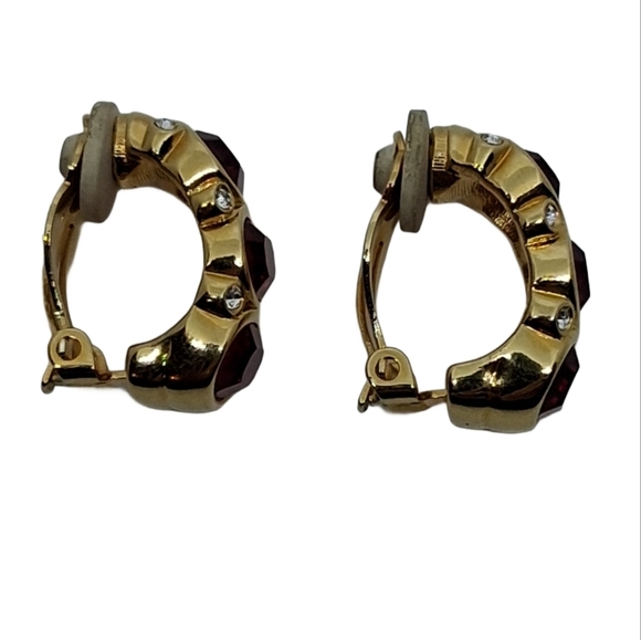 Elegant Swarovski 1990s Ruby Red & Gold Crystal Clip-On Earrings - Picture 5 of 7